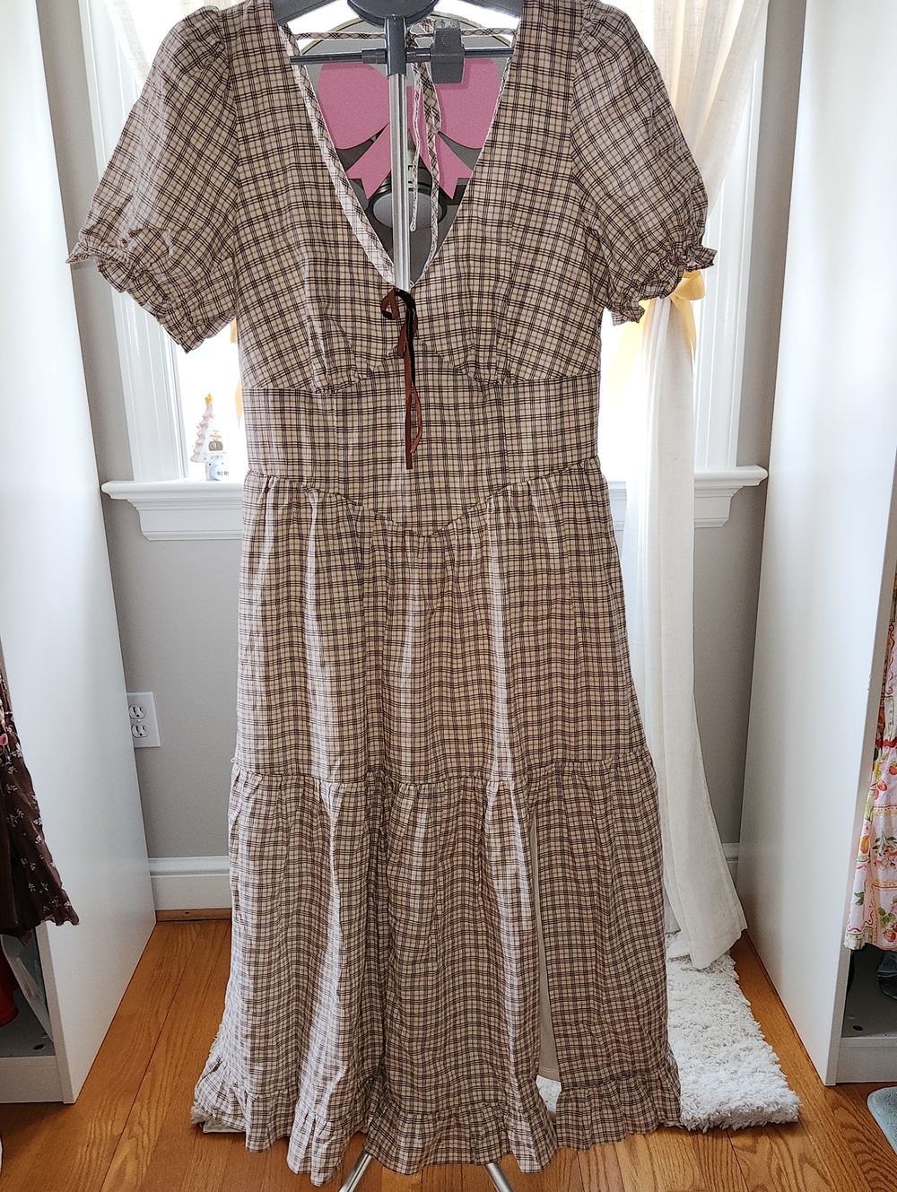 Francesca's Collections Brown Plaid Tiered Midi Dress